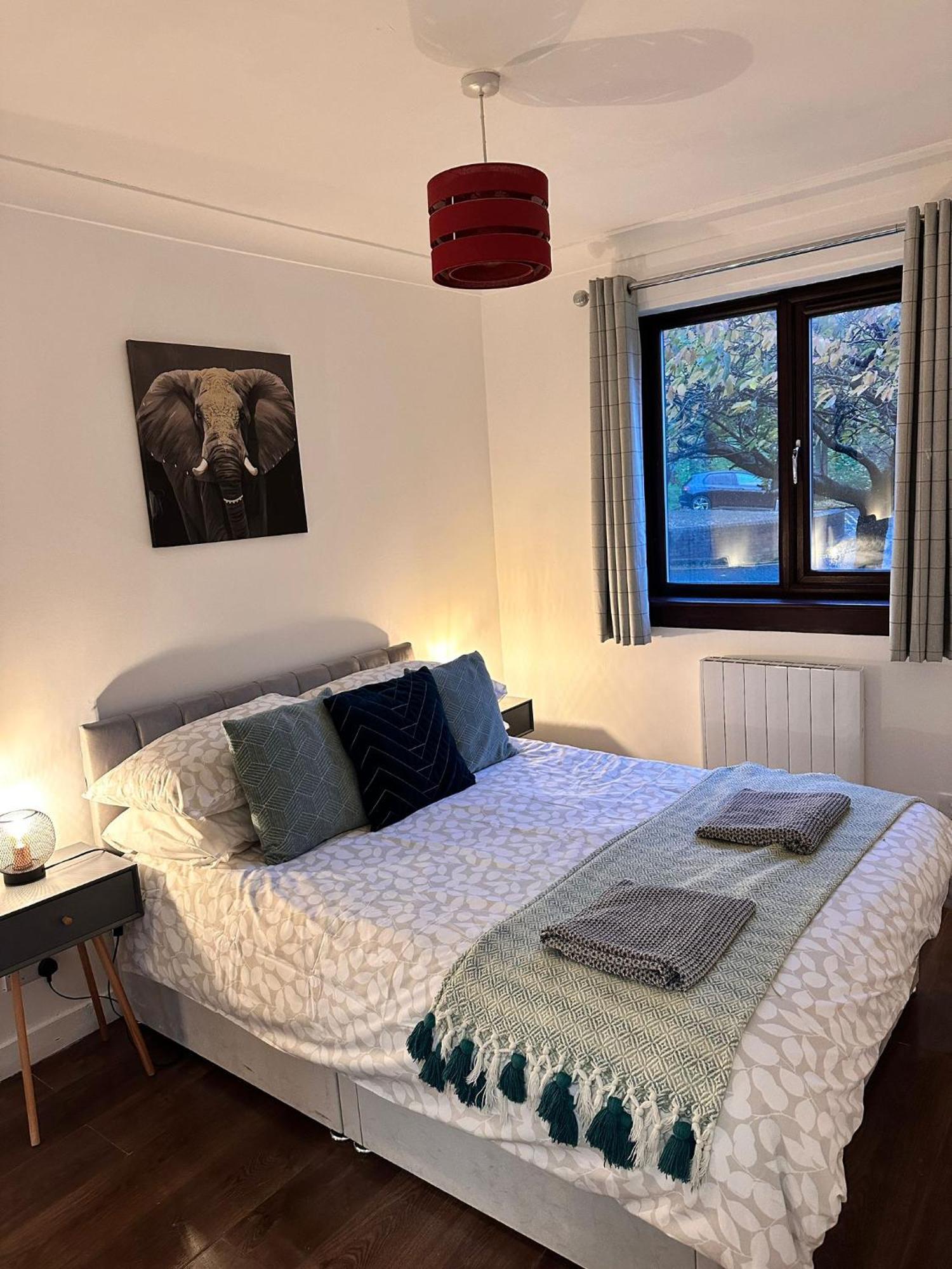 Brightcentral Apartment With Parking Glasgow Dış mekan fotoğraf